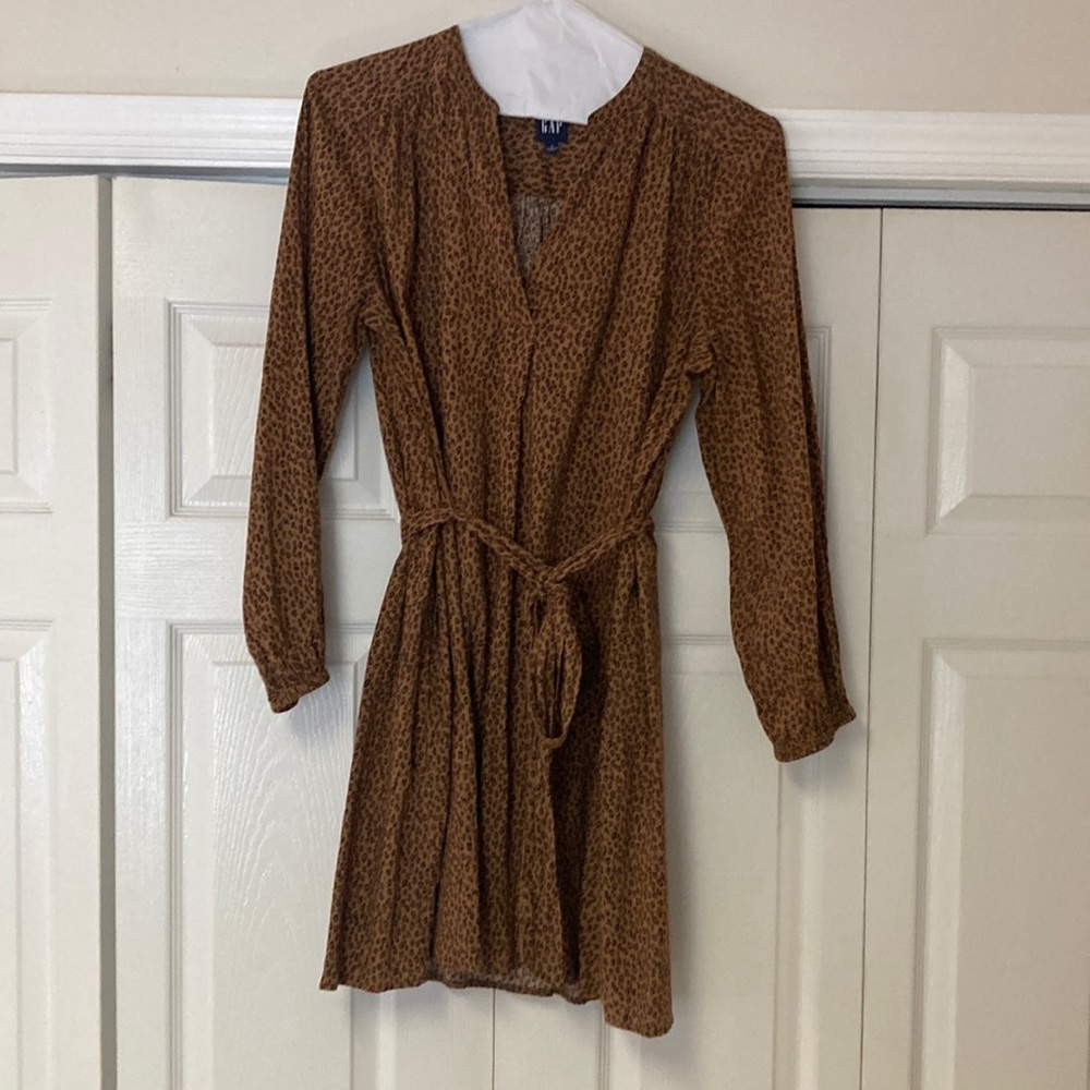 Leopard print belted shift dress